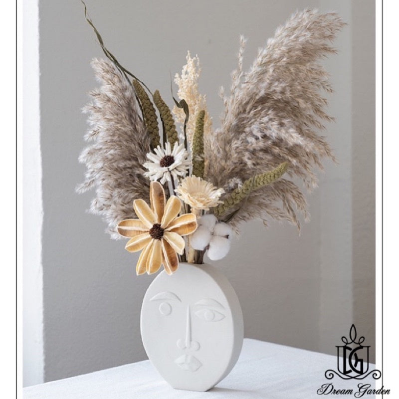 🇸🇬[SG Stock]🇸🇬Nordic Instagram Style Modern Ceramic Vase With Creative Human Face | Home Decorations | Preserved Flowers