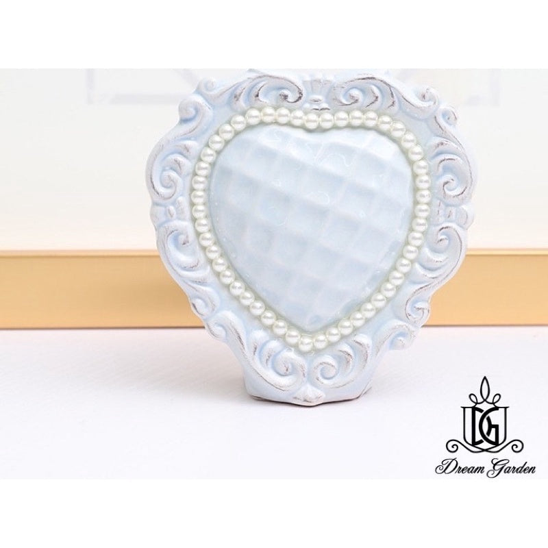🇸🇬[SG Stock]🇸🇬Nordic Instagram Style modern ceramic vase with Heart-shaped vase | home decorations | Preserved Flowers