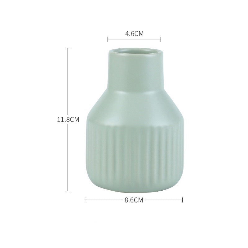 🇸🇬[SG Stock]🇸🇬Nordic Instagram Style modern ceramic vase with creative human face | home decorations | Preserved Flowers