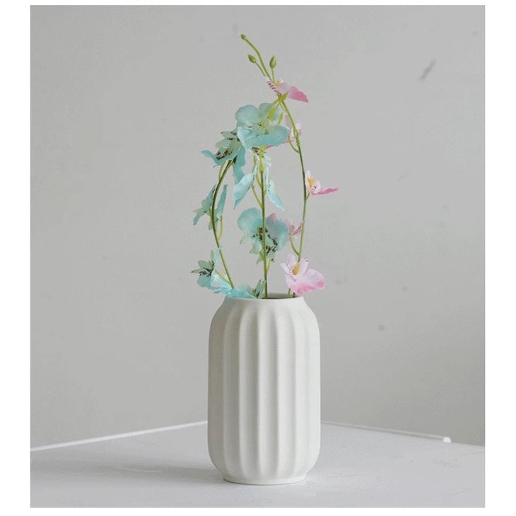 🇸🇬[SG Stock]SG Local European Style White color Vase with Pavilion pattern Dried Flower Vase|Flower Arrangement Ceramic