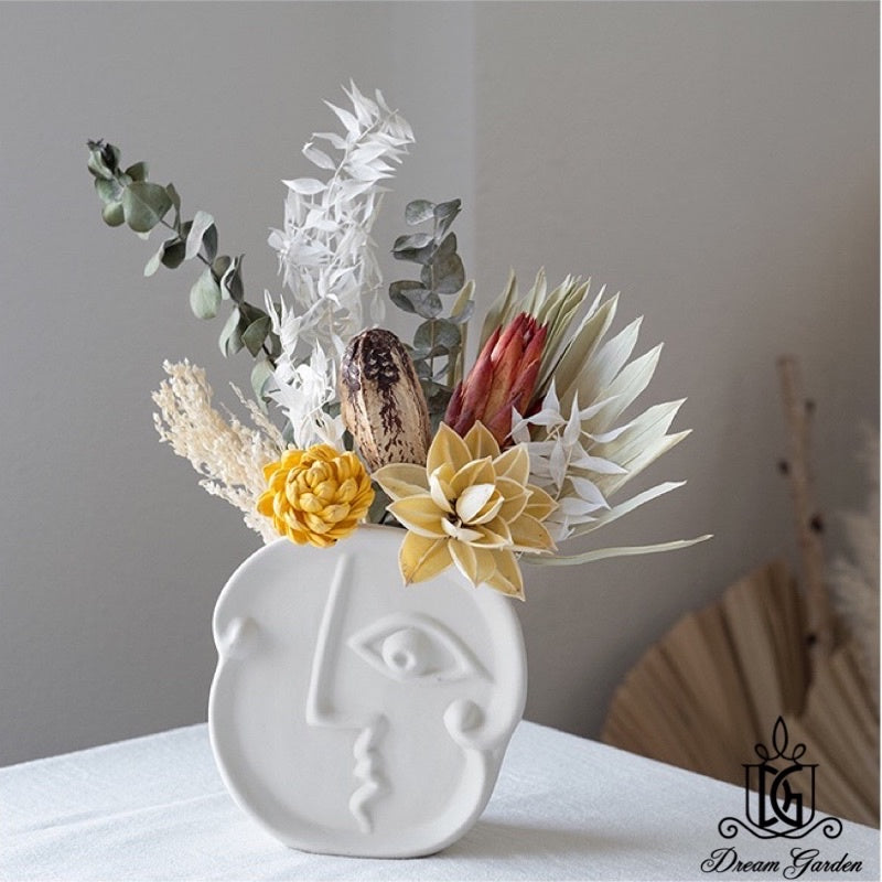 🇸🇬[SG Stock]🇸🇬Nordic Instagram Style Modern Ceramic Vase With Creative Human Face | Home Decorations | Preserved Flowers