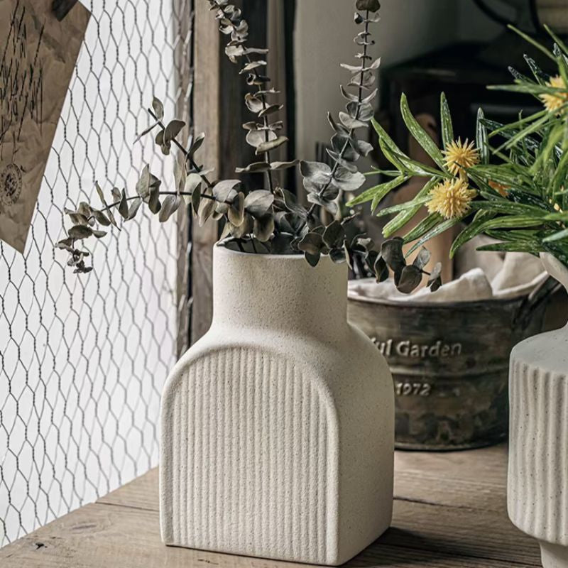 🇸🇬[SG Stock]Ins style water ceramic flower vase simple creative dried flowers home decoration pieces