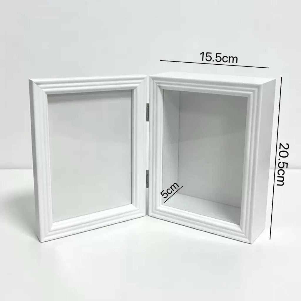 [SG stock ]Folding Photo Frame, Wooden photo frames decorated with dried flowers, preserved flower frame